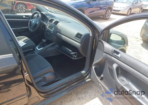 2008 Volkswagen Rabbit S from USA, damaged, VIN WVWDA71K78W066500